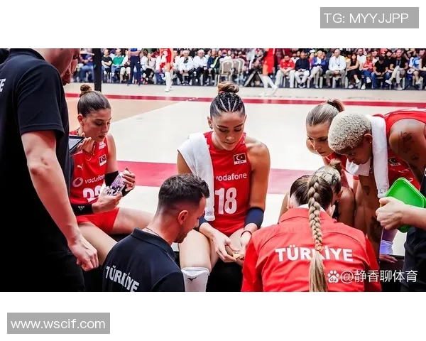 传奇球星足球比赛完整版精彩对决全程回顾让你重温经典时刻